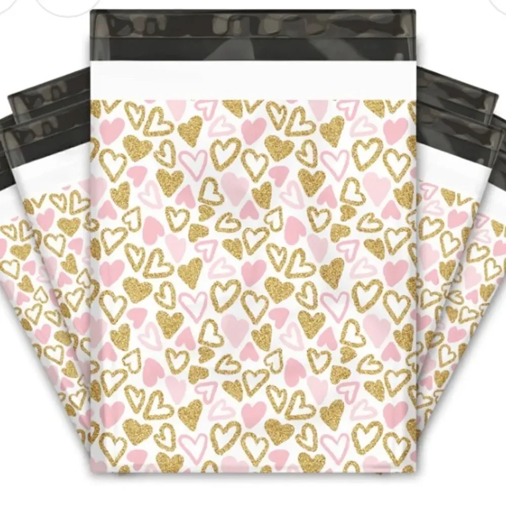 Poly mailers mixed  sizes 35 poly mailers 35 stickers